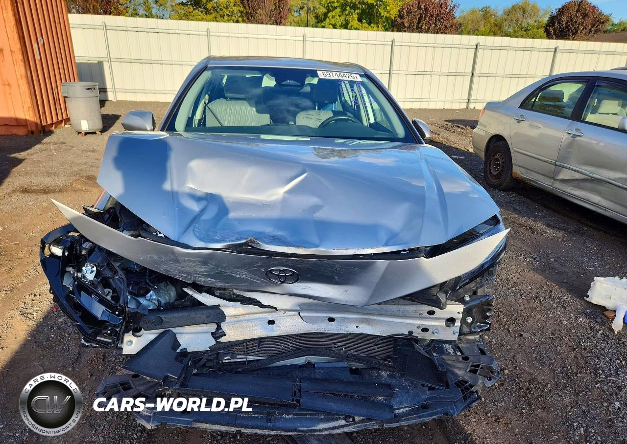 2026 Toyota Camry Le VIN:4T1DBADKXTU045131 - 5