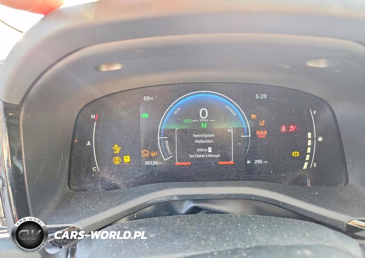 2026 Toyota Camry Le VIN:4T1DBADKXTU045131 - 9