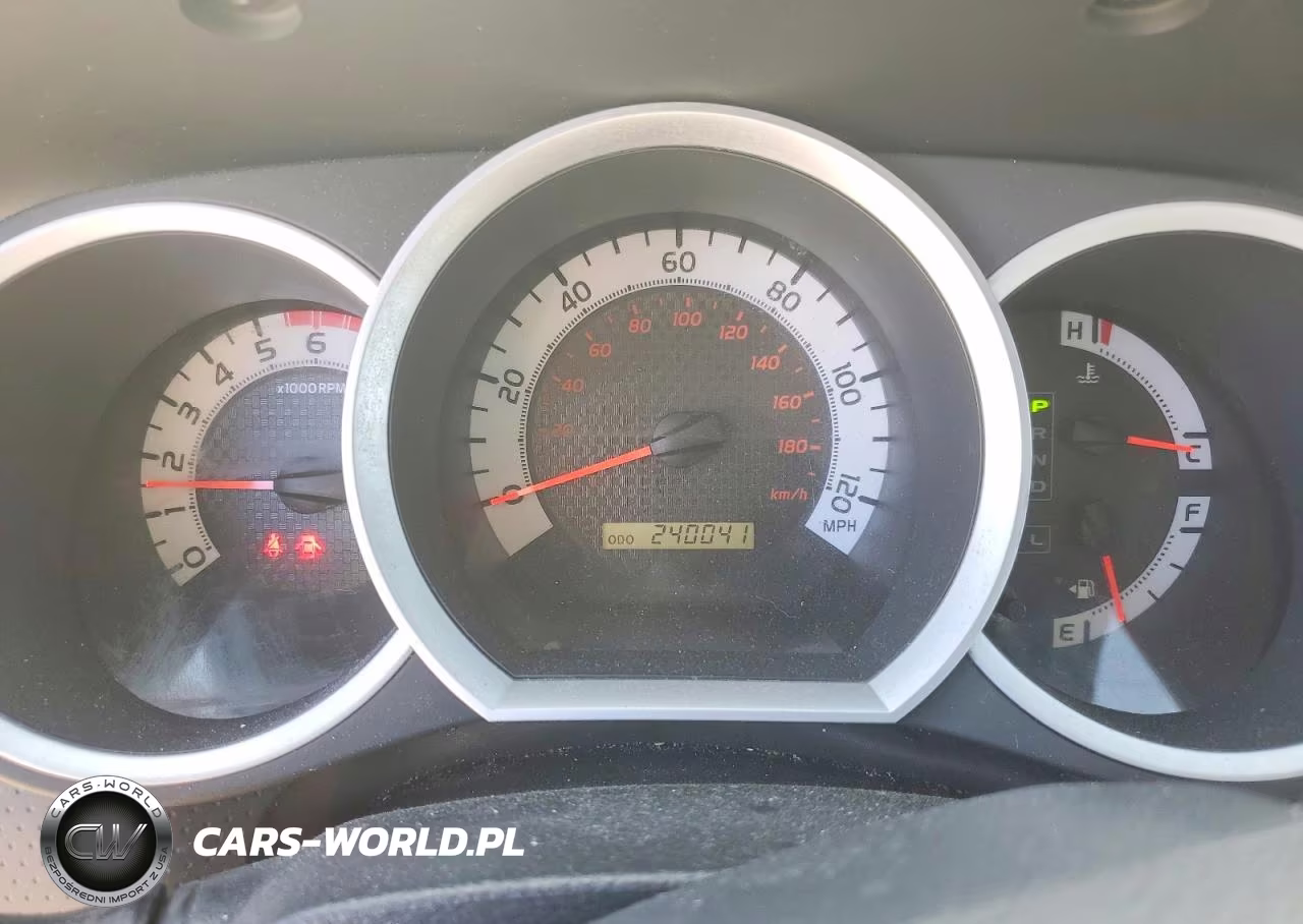 2013 Toyota Tacoma V6 VIN:3TMLU4EN1DM118395 - 9