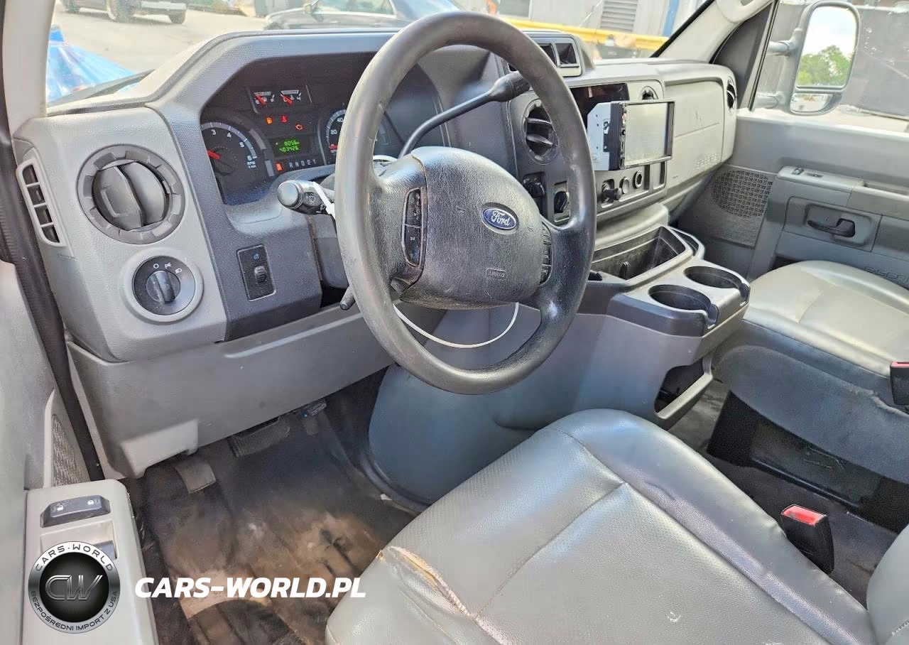2011 Ford Econoline E250 Van VIN:1FTNE2EL2BDA40923 - 8