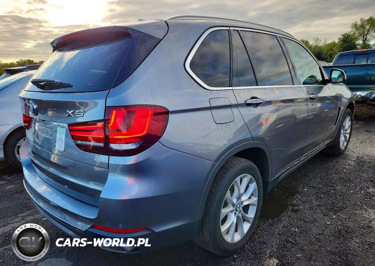 2018 BMW X5 xDrive35I VIN:5UXKR0C57J0Y03328 - 3
