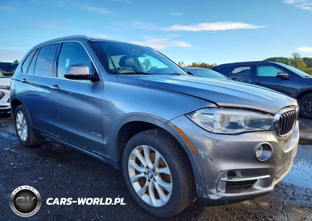 2018 BMW X5 xDrive35I VIN:5UXKR0C57J0Y03328 - 4