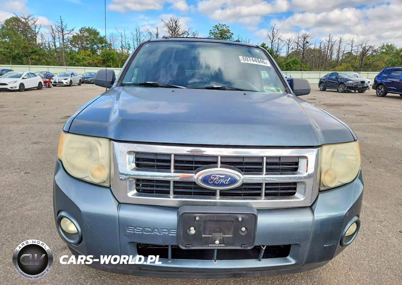 2010 Ford Escape Xlt VIN:1FMCU0DG9AKA01609 - 5