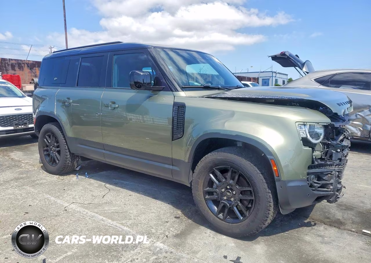 2023 Land Rover Defender 110 S VIN:SALEJ7EX7P2204383 - 4