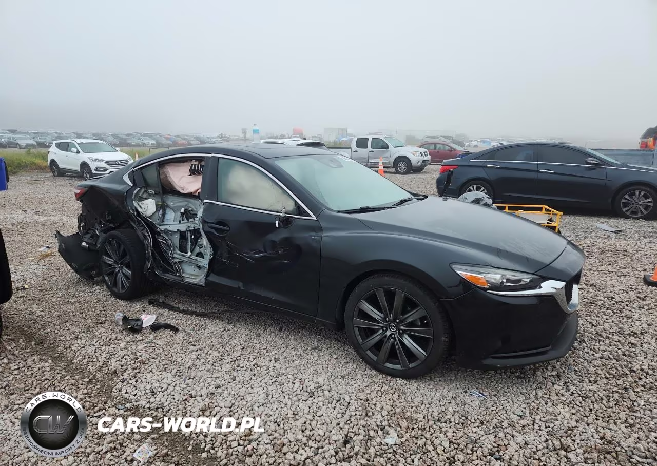2018 Mazda 6 Touring VIN:JM1GL1VM0J1329011 - 4