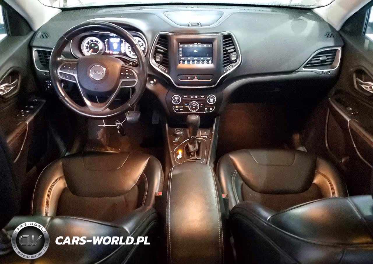 2019 Jeep Cherokee Latitude Plus VIN:1C4PJMLB7KD103749 - 8
