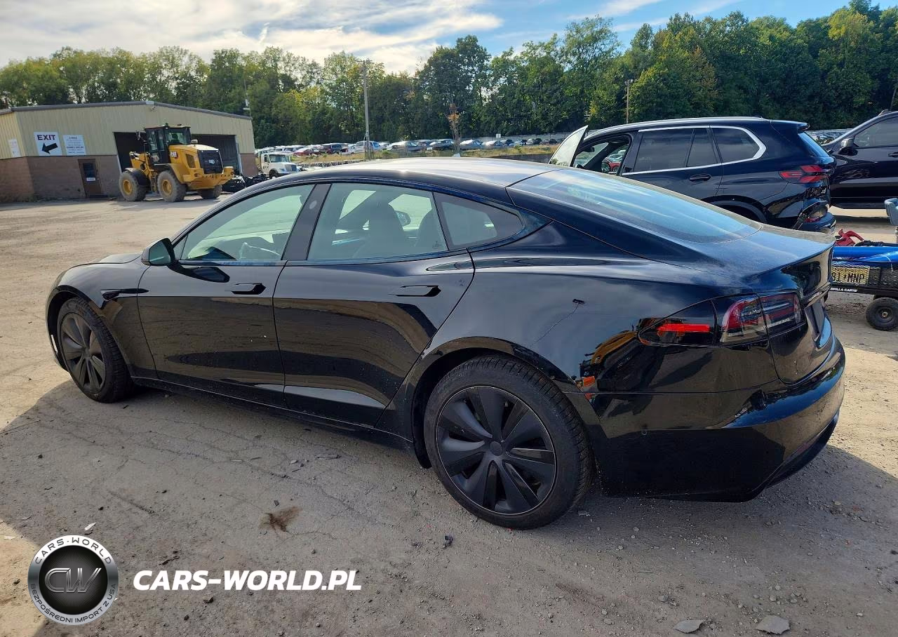 2022 Tesla Model S VIN:5YJSA1E53NF490233 - 2