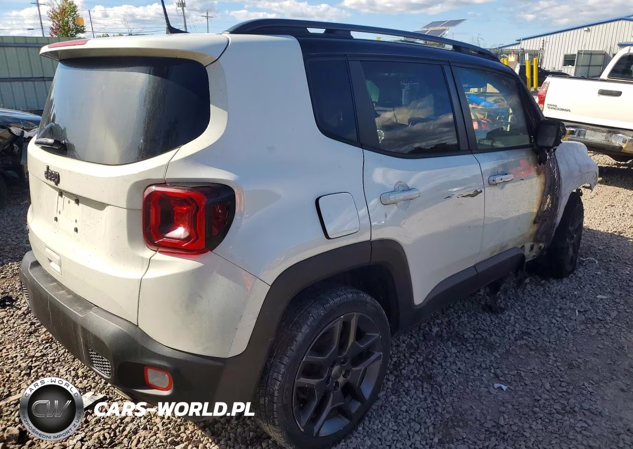 2020 Jeep Renegade Latitude VIN:ZACNJBB11LPL81244 - 3