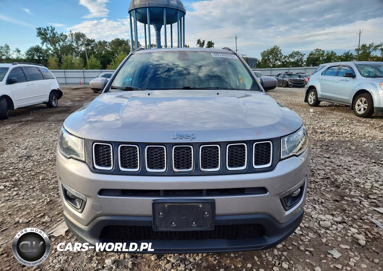 2018 Jeep Compass Latitude VIN:3C4NJCBB3JT502251 - 5