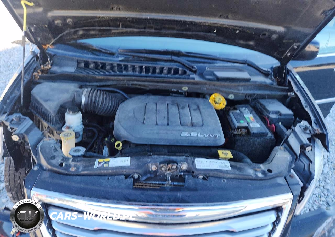 2016 Chrysler Town & Country Touring VIN:2C4RC1BG8GR112141 - 12