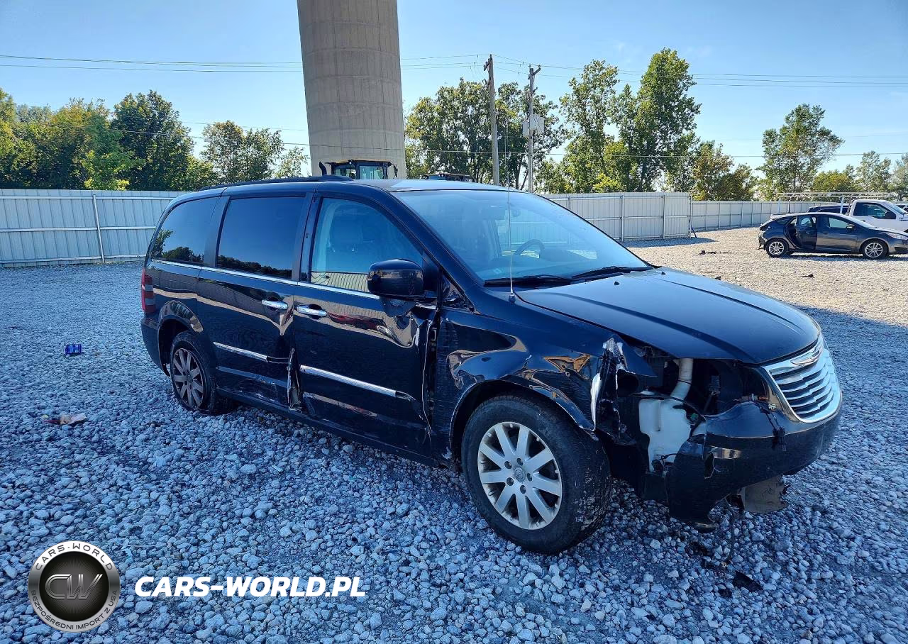 2016 Chrysler Town & Country Touring VIN:2C4RC1BG8GR112141 - 4