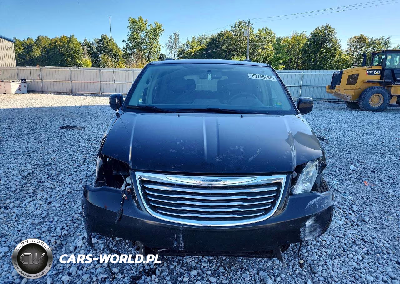 2016 Chrysler Town & Country Touring VIN:2C4RC1BG8GR112141 - 5