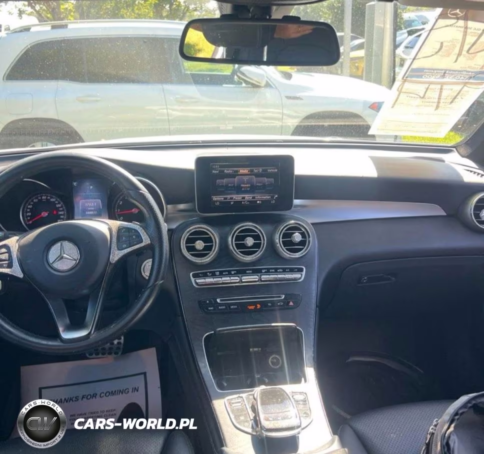 2017 Mercedes-Benz Glc 300 4Matic VIN:WDCG4KB3HF128169 - 9