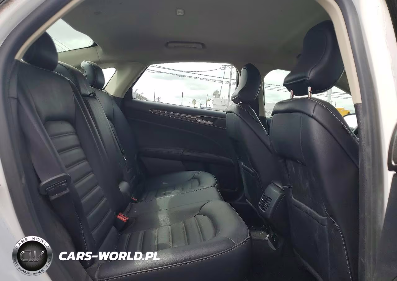 2018 Ford Fusion Se Hybrid VIN:3FA6P0LU0JR172105 - 10
