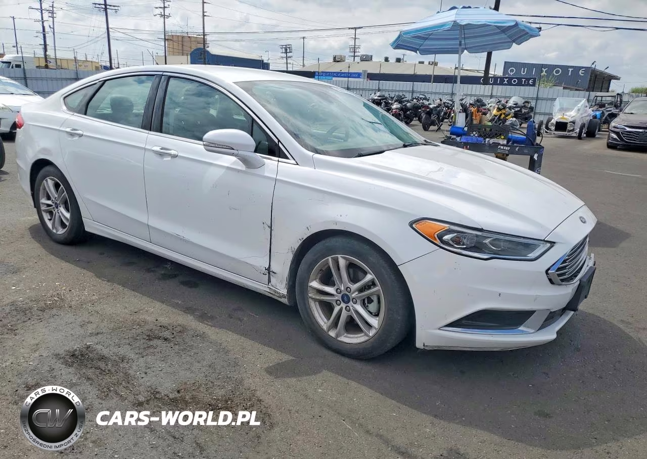 2018 Ford Fusion Se Hybrid VIN:3FA6P0LU0JR172105 - 4