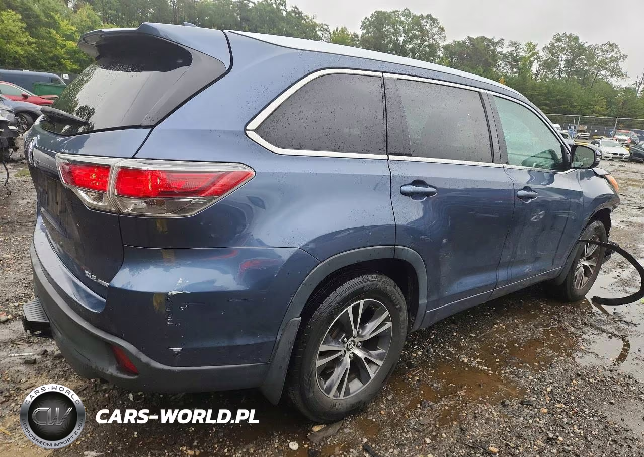 2016 Toyota Highlander Xle VIN:5TDJKRFH6GS322844 - 3