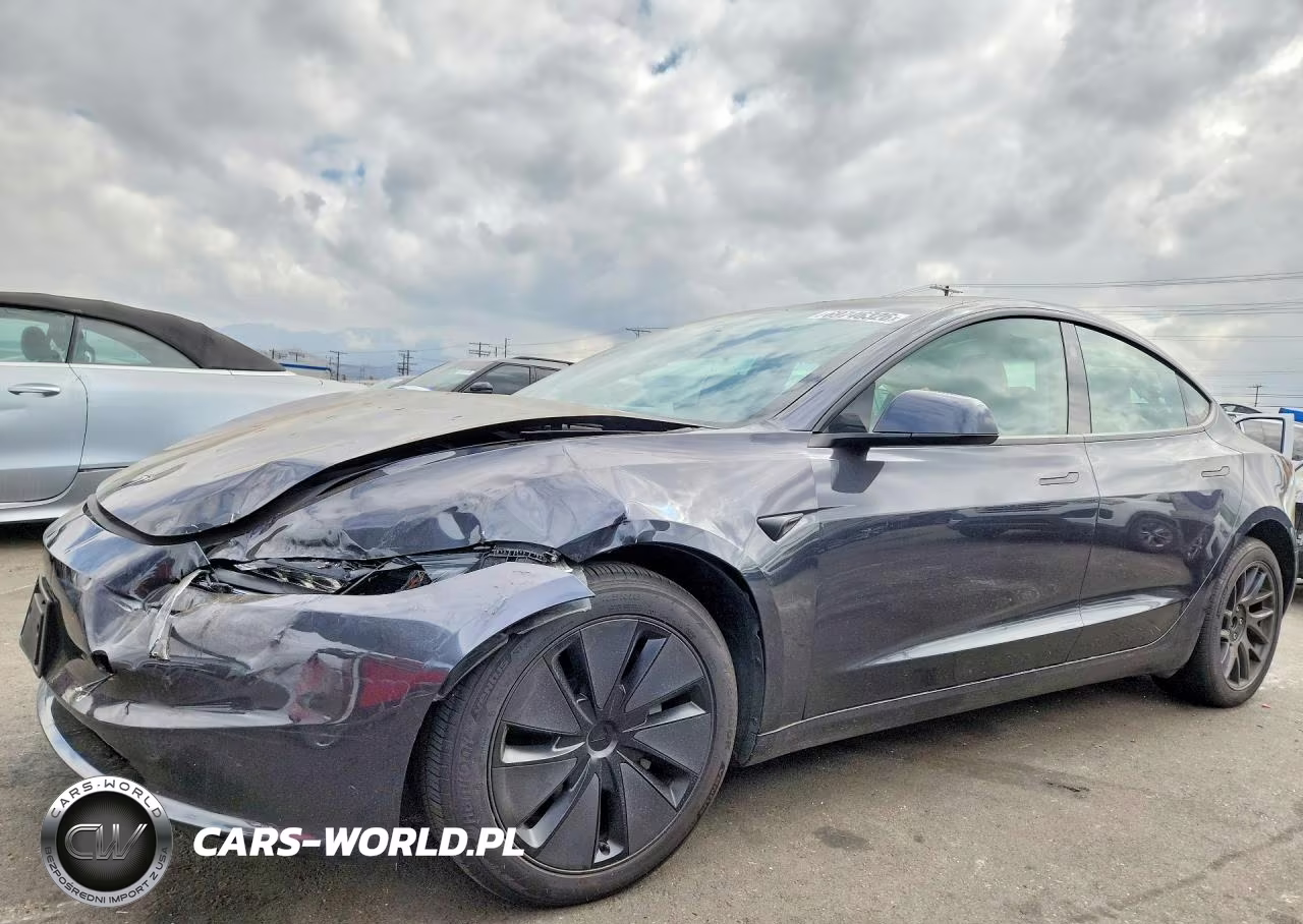 2025 Tesla Model 3