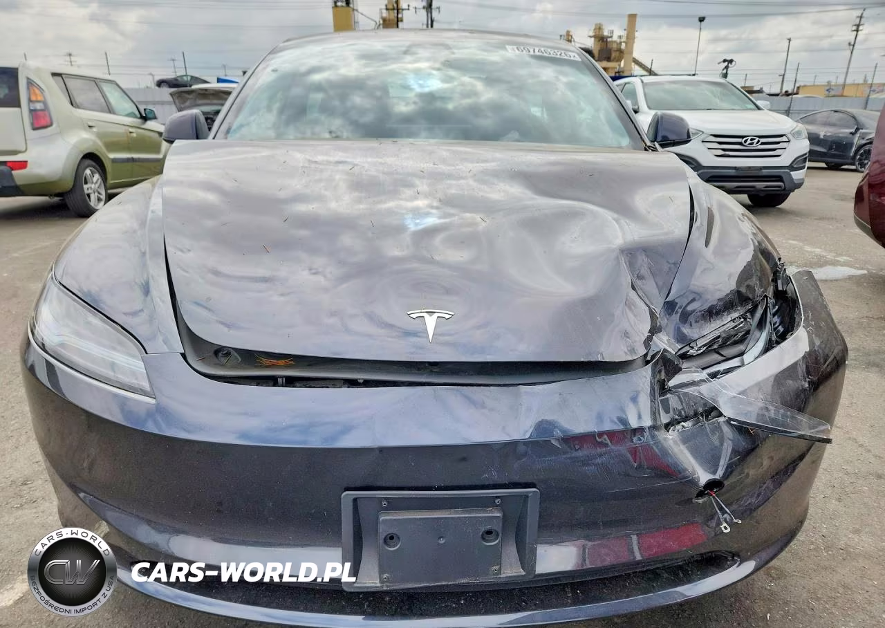 2025 Tesla Model 3 VIN:5YJ3E1EA1SF050349 - 5