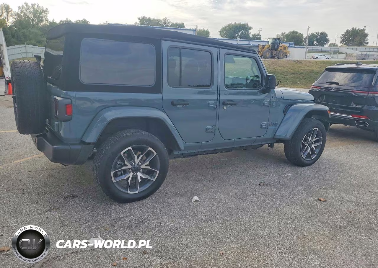 2024 Jeep Wrangler 4Xe VIN:1C4RJXN60RW186756 - 3