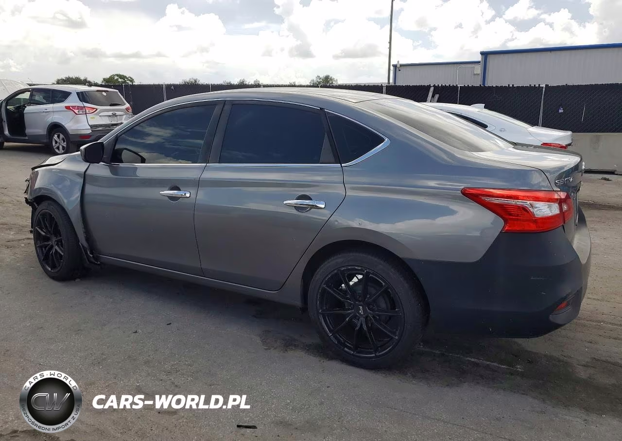 2017 Nissan Sentra S VIN:3N1AB7AP5HY280196 - 2