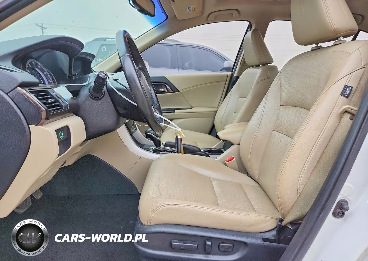 2017 Honda Accord VIN:1HGCR3F88HA025169 - 7