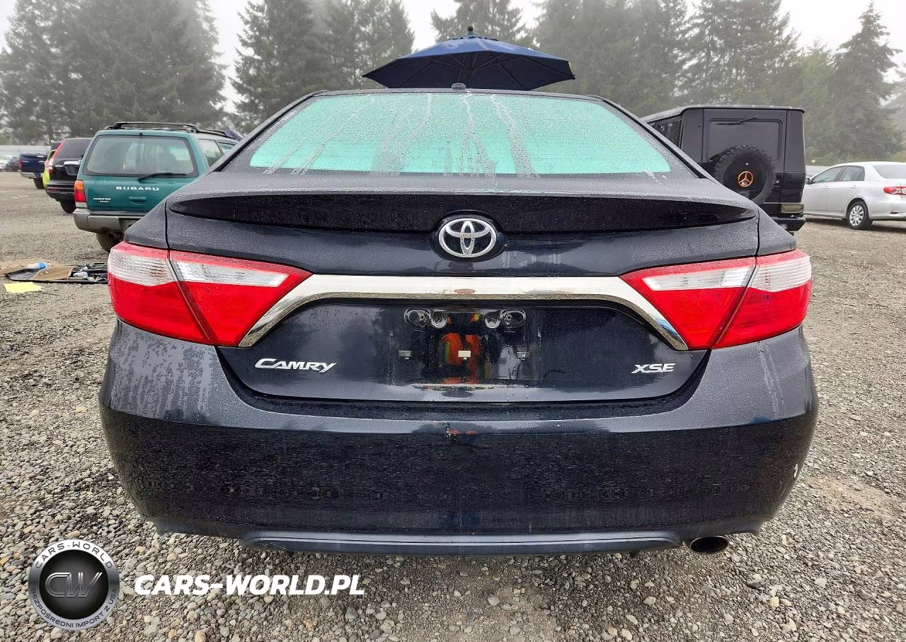 2015 Toyota Camry Xse VIN:4T1BF1FK2FU892240 - 6