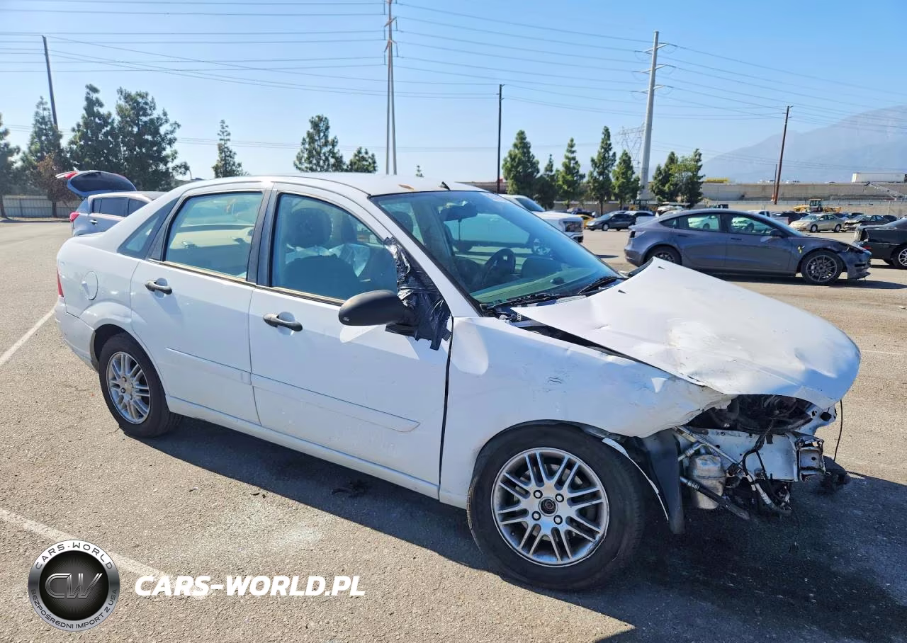 2005 Ford Focus Zx4 VIN:1FAFP34N05W278629 - 4