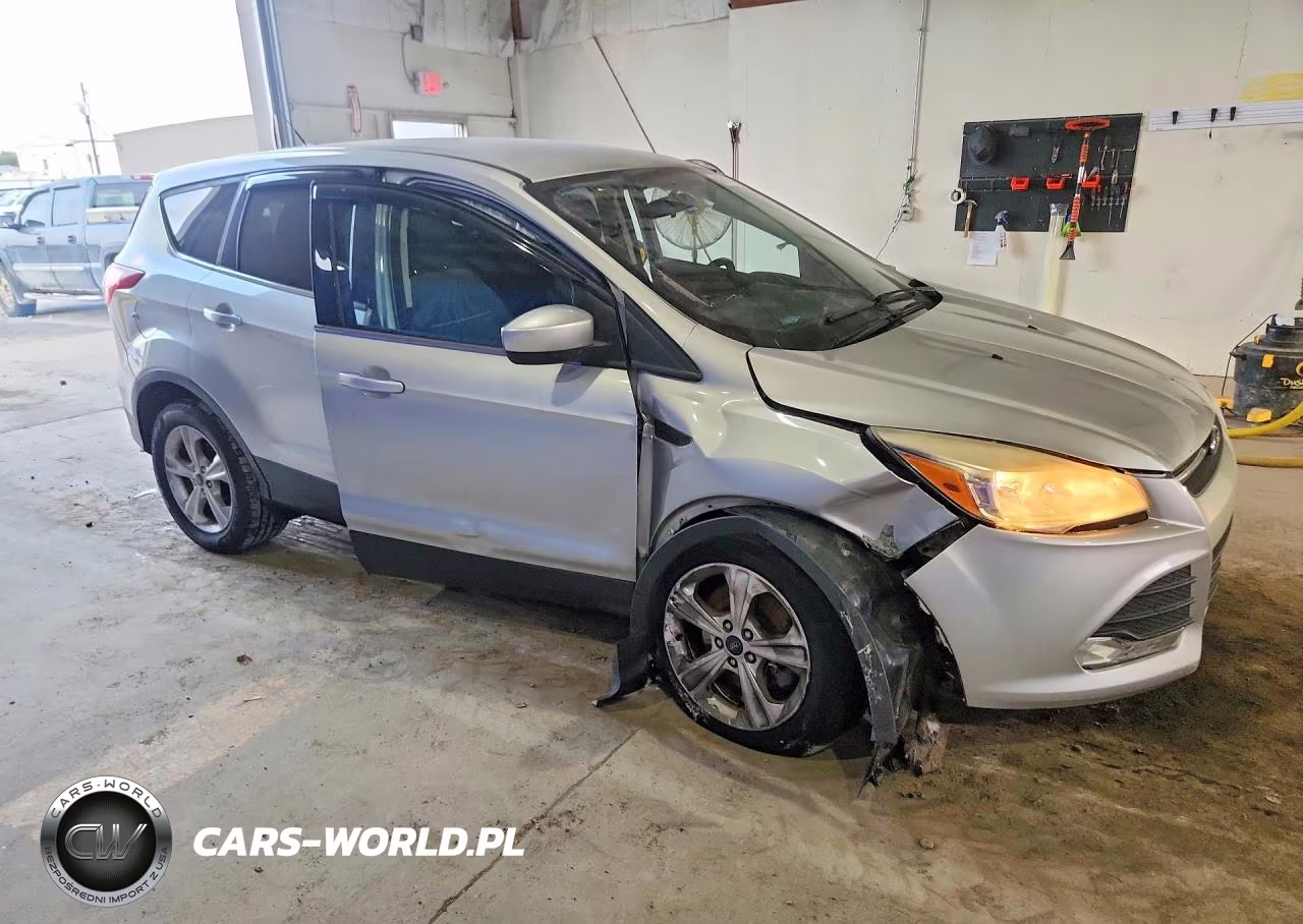 2015 Ford Escape Se VIN:1FMCU9GX9FUA46190 - 4
