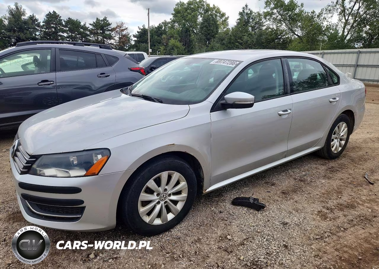 2012 Volkswagen Passat S VIN:1VWAH7A32CC110322 - 1
