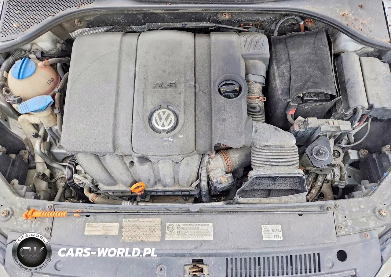 2012 Volkswagen Passat S VIN:1VWAH7A32CC110322 - 11