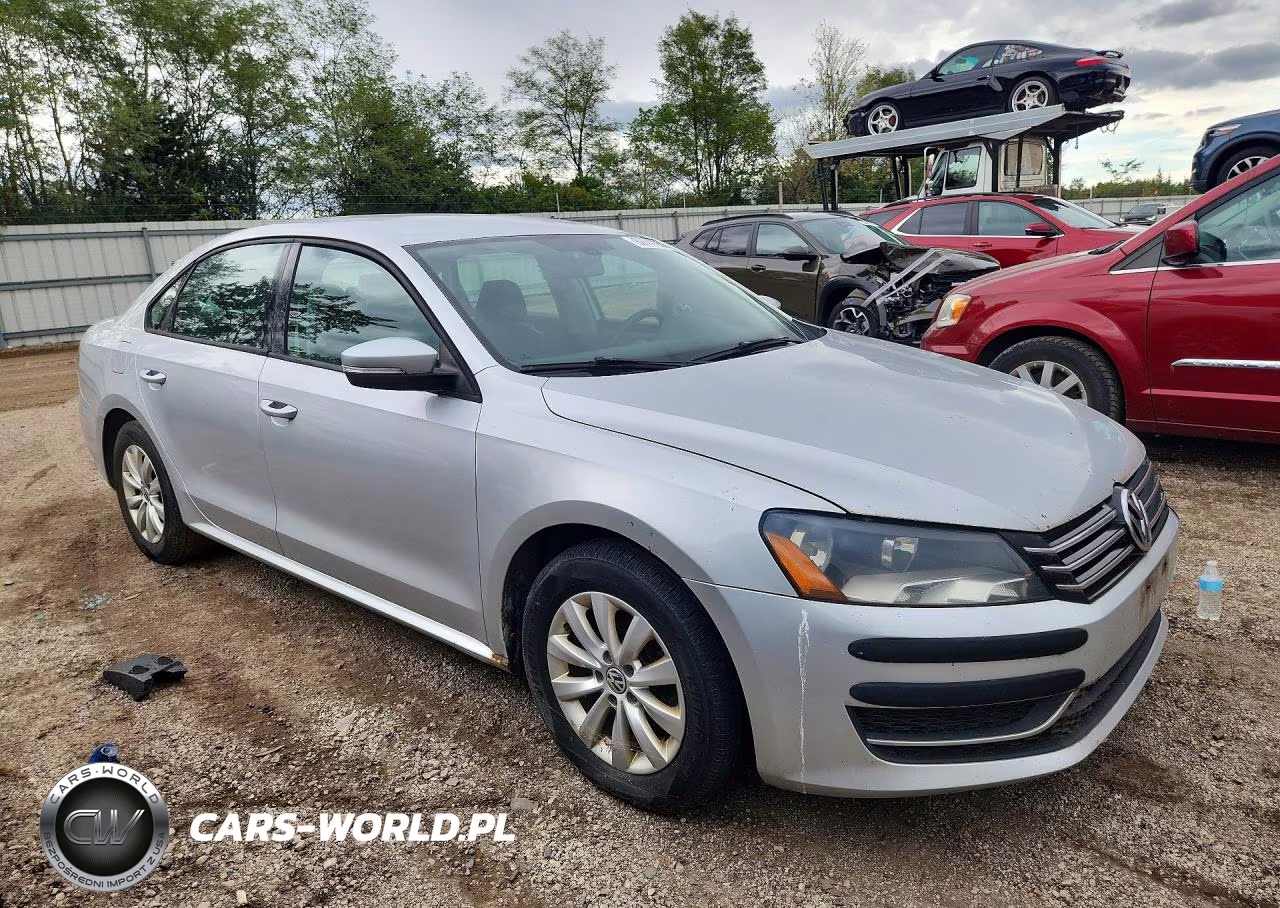 2012 Volkswagen Passat S VIN:1VWAH7A32CC110322 - 4
