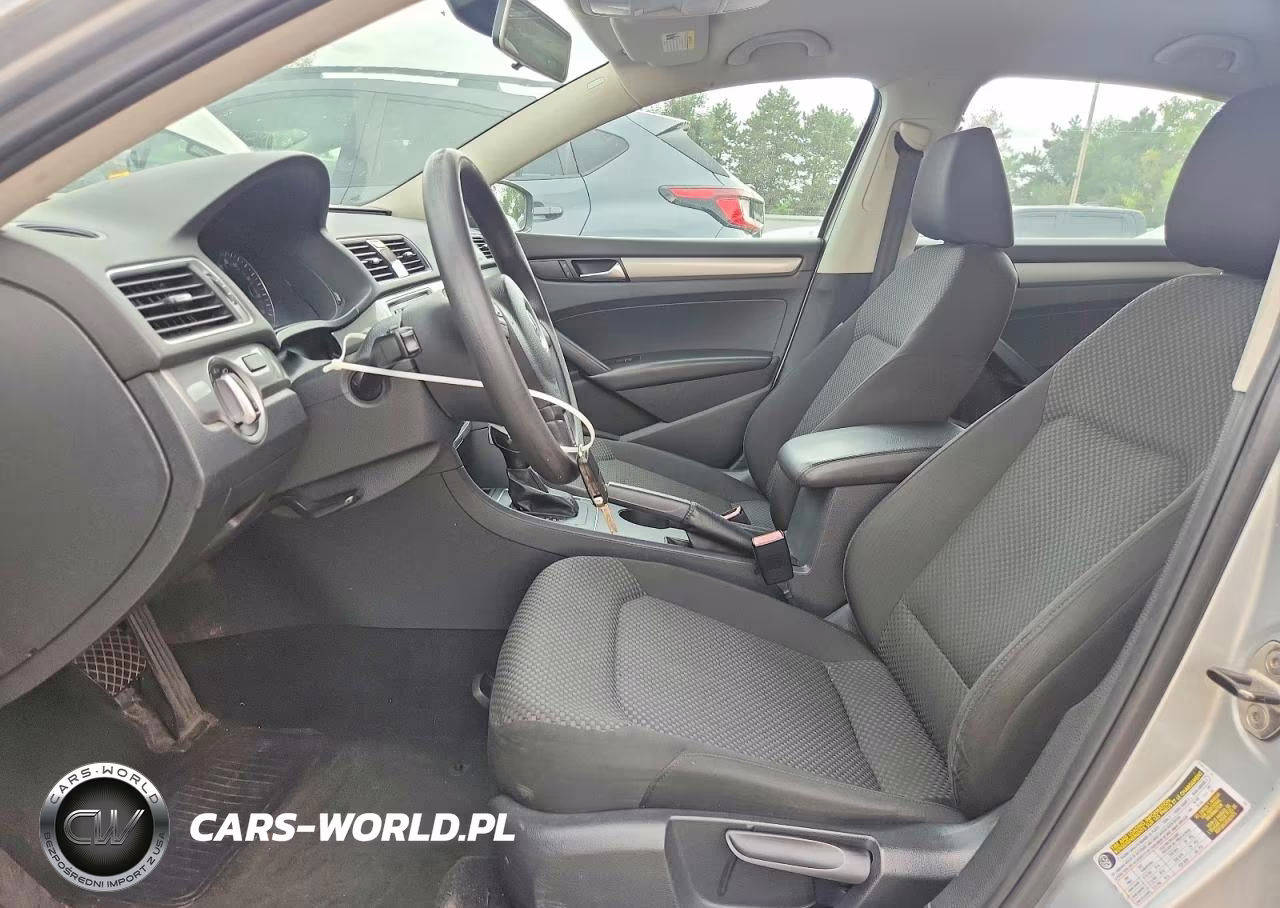 2012 Volkswagen Passat S VIN:1VWAH7A32CC110322 - 7