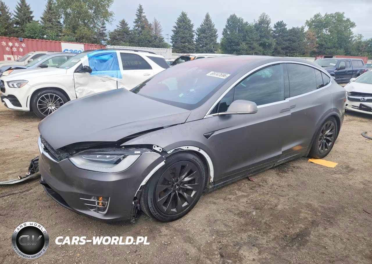 2020 Tesla Model X VIN:5YJXCAE20LF277145 - 1