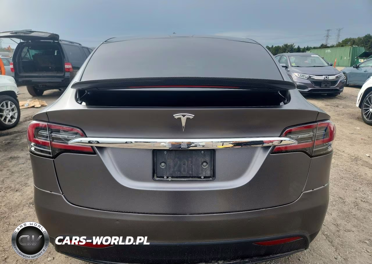 2020 Tesla Model X VIN:5YJXCAE20LF277145 - 6