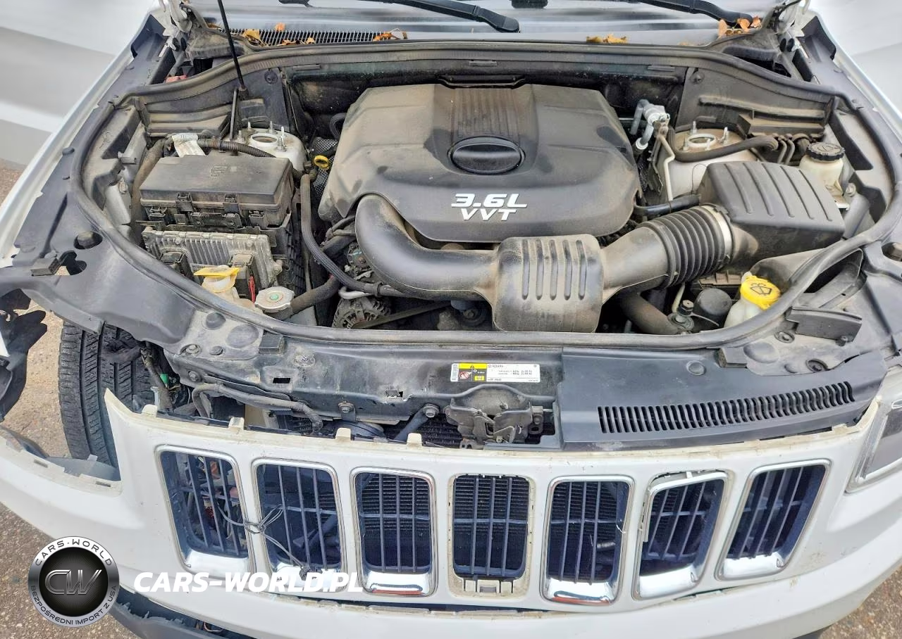 2014 Jeep Grand Cherokee Laredo VIN:1C4RJFAG3EC128497 - 12