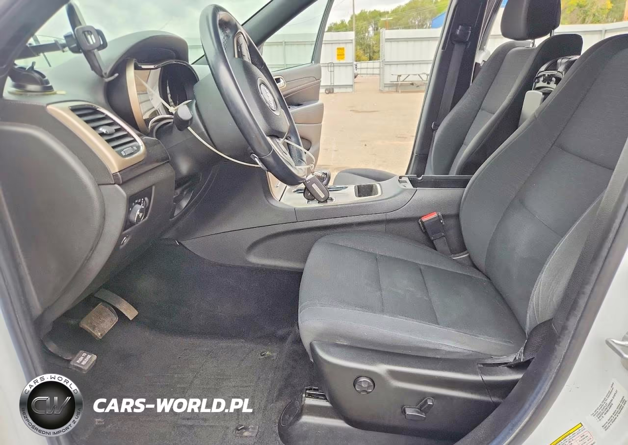 2014 Jeep Grand Cherokee Laredo VIN:1C4RJFAG3EC128497 - 7