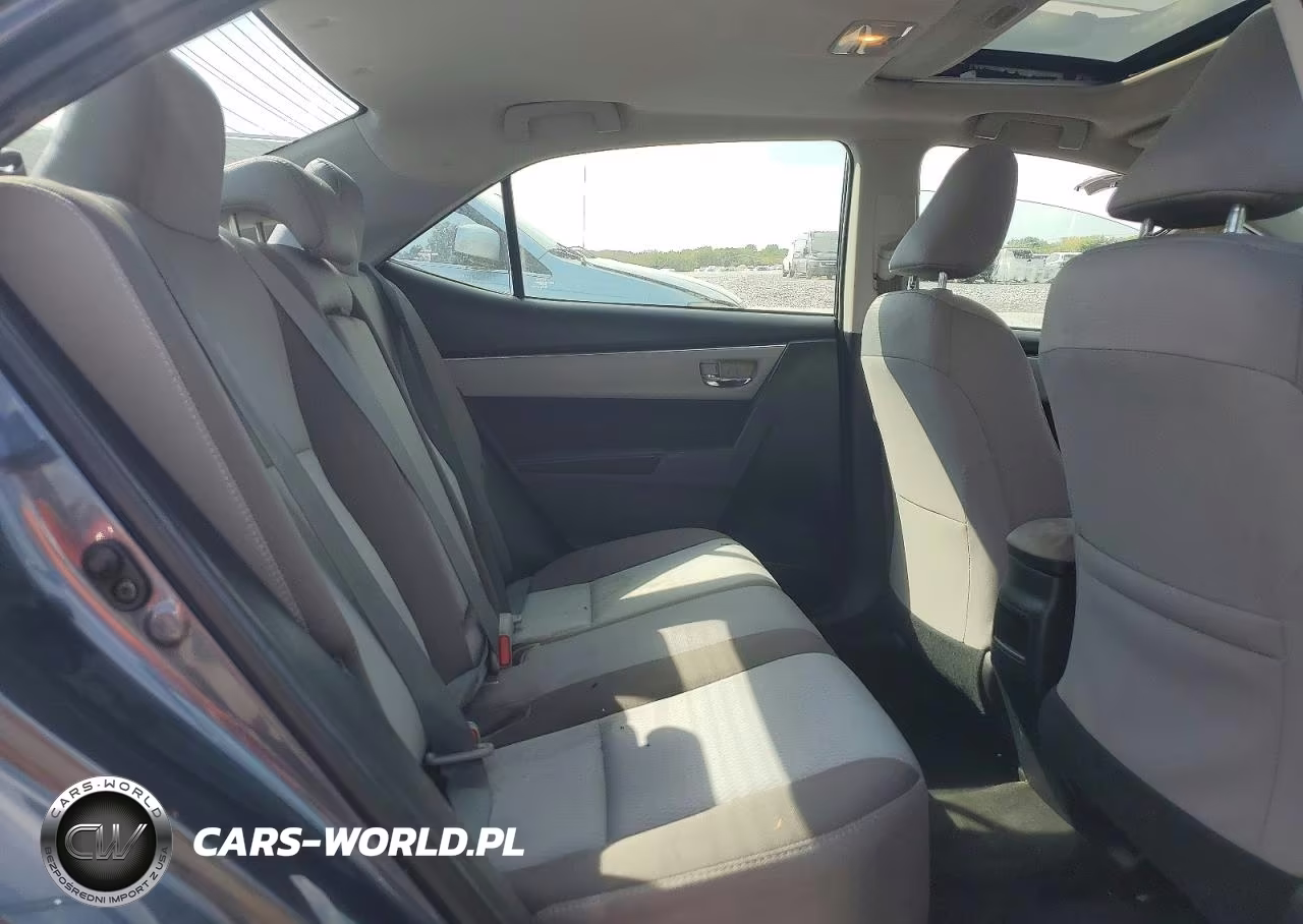 2018 Toyota Corolla Le VIN:2T1BURHE8JC046622 - 10