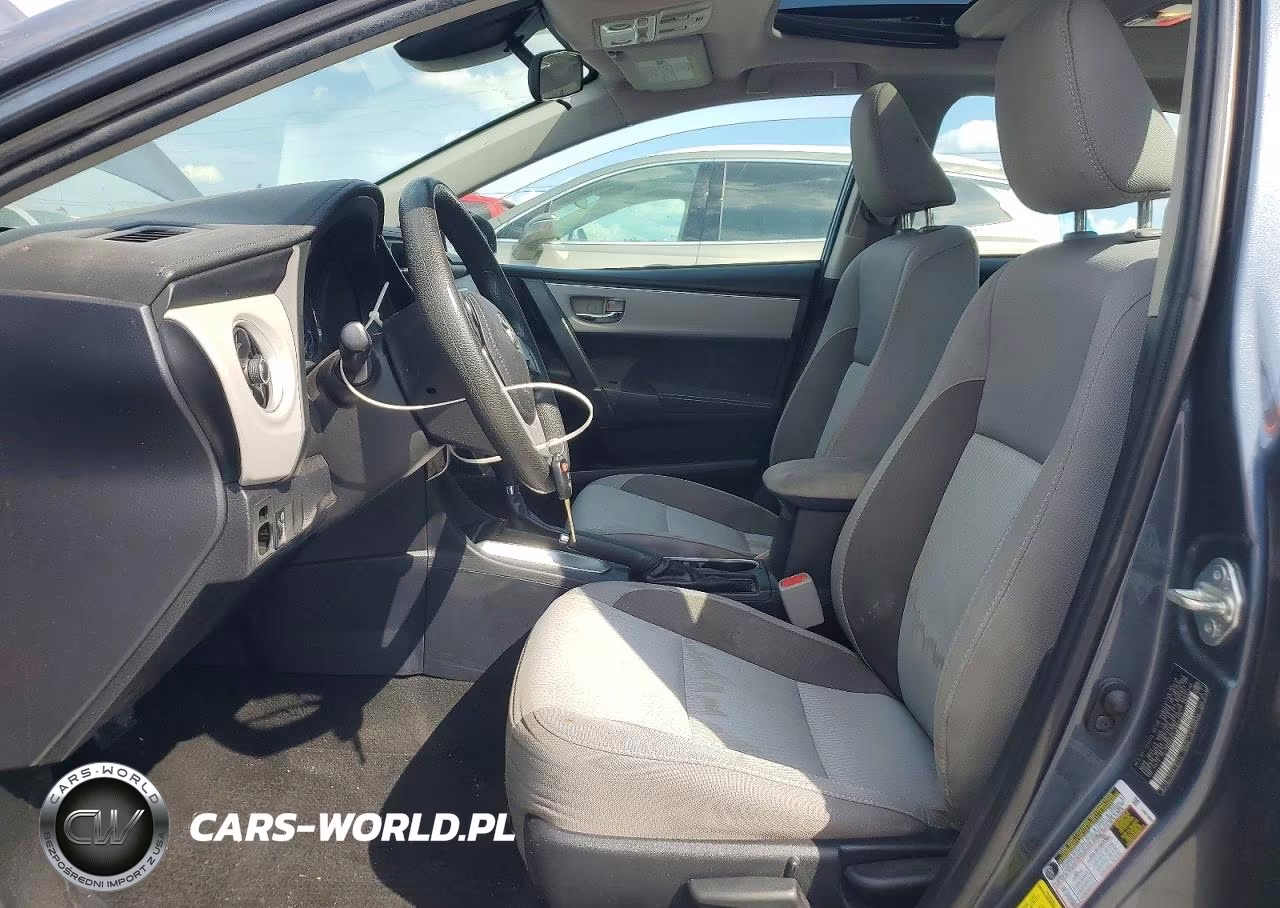 2018 Toyota Corolla Le VIN:2T1BURHE8JC046622 - 7