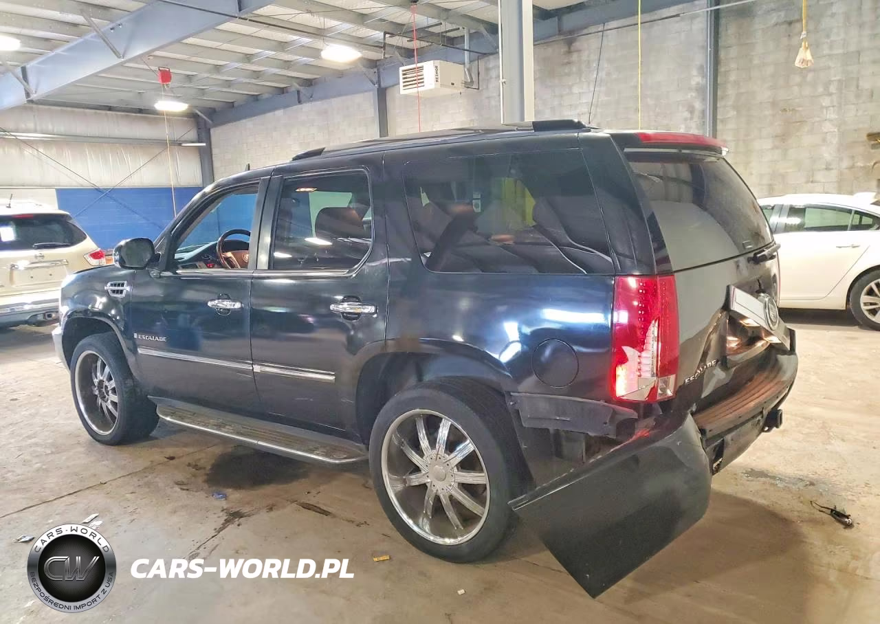 2007 Cadillac Escalade Luxury VIN:1GYFK63827R345877 - 2