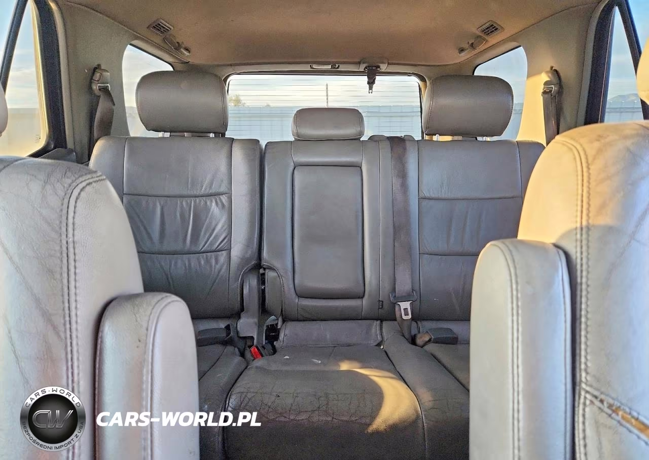 2002 Toyota Sequoia Sr5 VIN:5TDBT44A22S111952 - 10