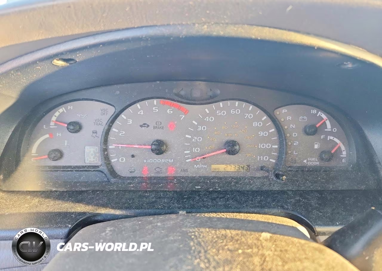 2002 Toyota Sequoia Sr5 VIN:5TDBT44A22S111952 - 9