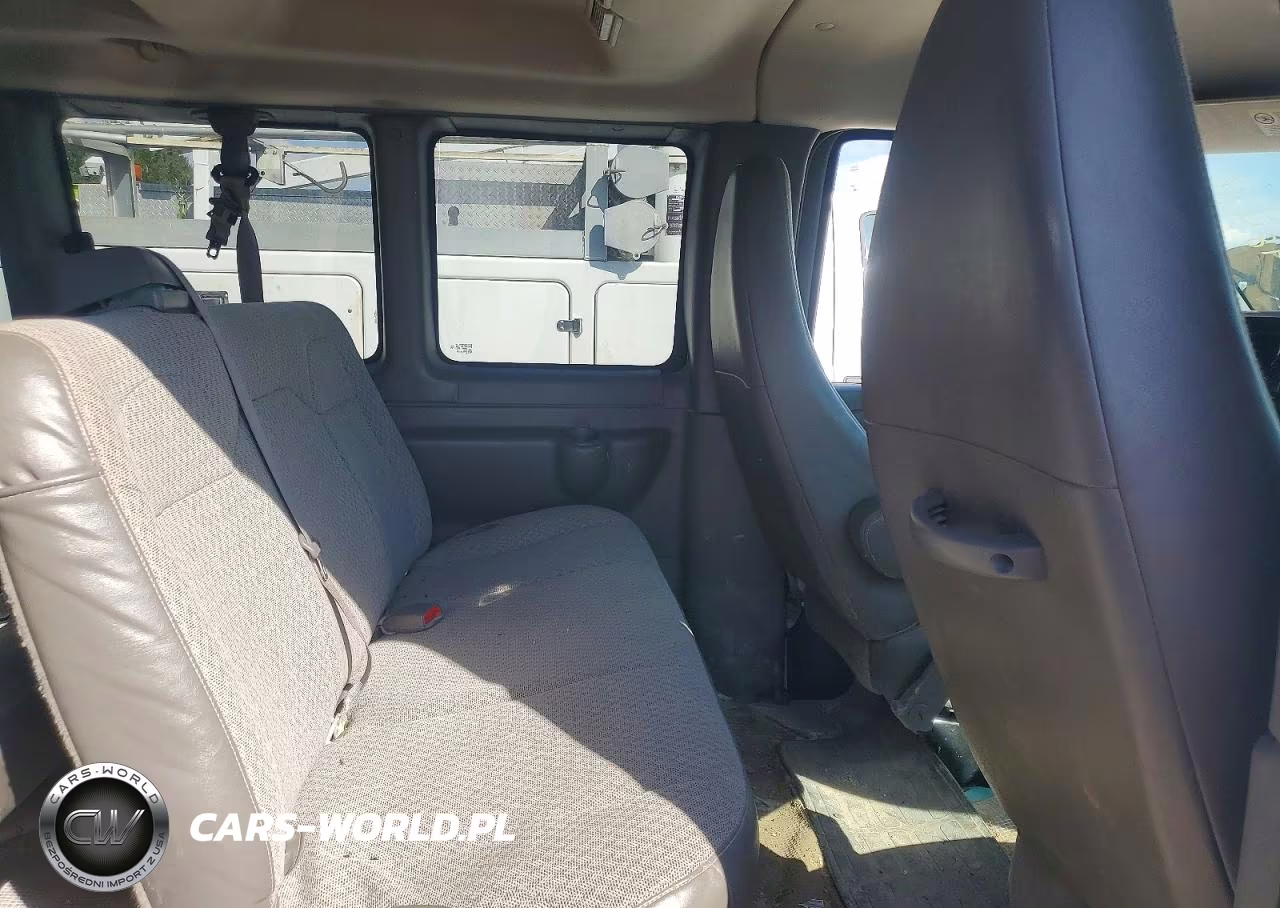 2010 Chevrolet Express G3500 Lt VIN:1GA2GYDG3A1117053 - 11