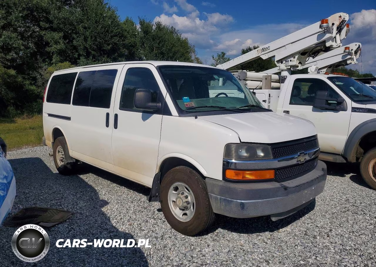 2010 Chevrolet Express G3500 Lt VIN:1GA2GYDG3A1117053 - 4
