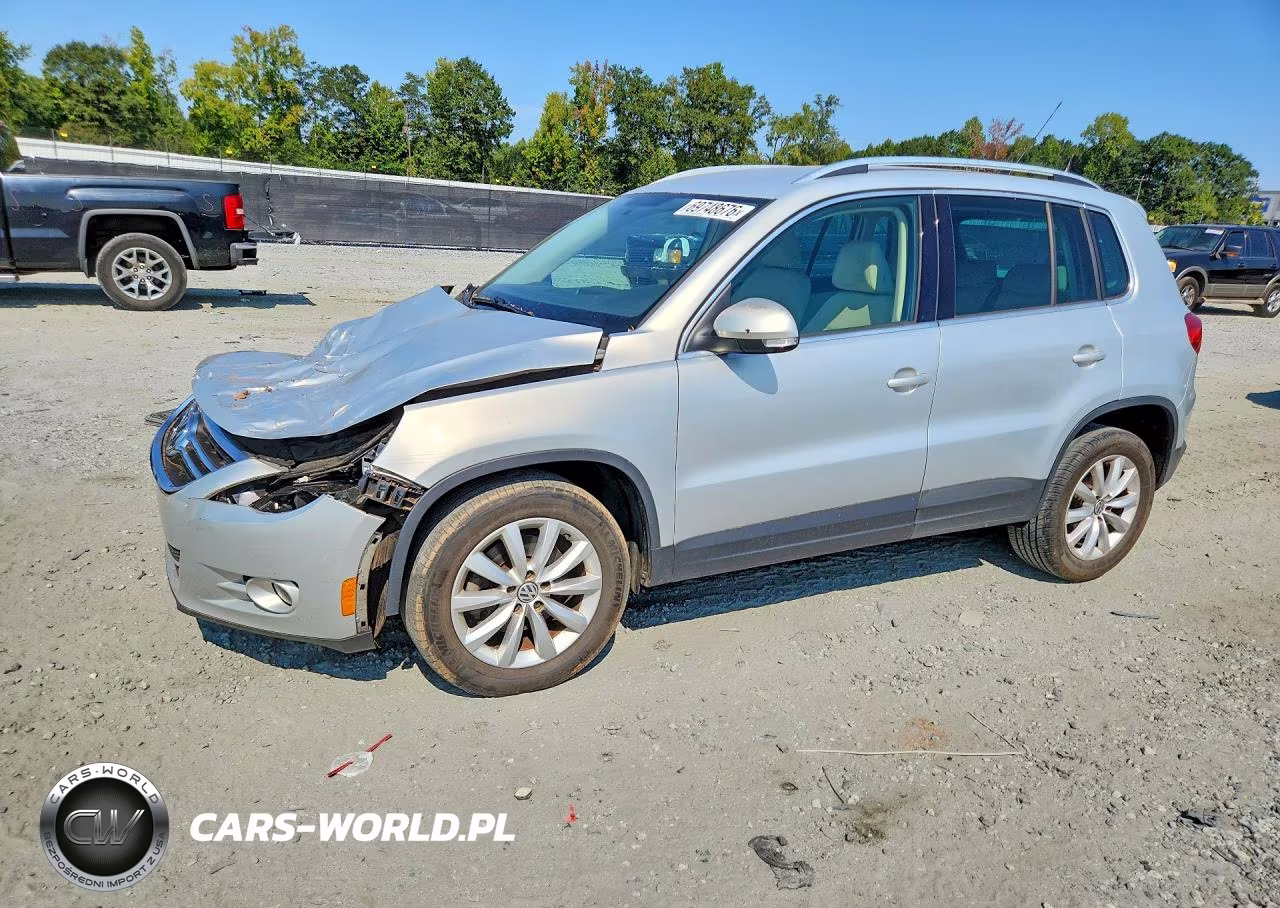 2011 Volkswagen Tiguan S VIN:WVGAV7AX8BW522364 - 1