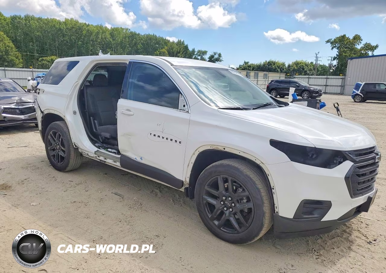 2020 Chevrolet Traverse Ls VIN:1GNERFKW6LJ314368 - 4