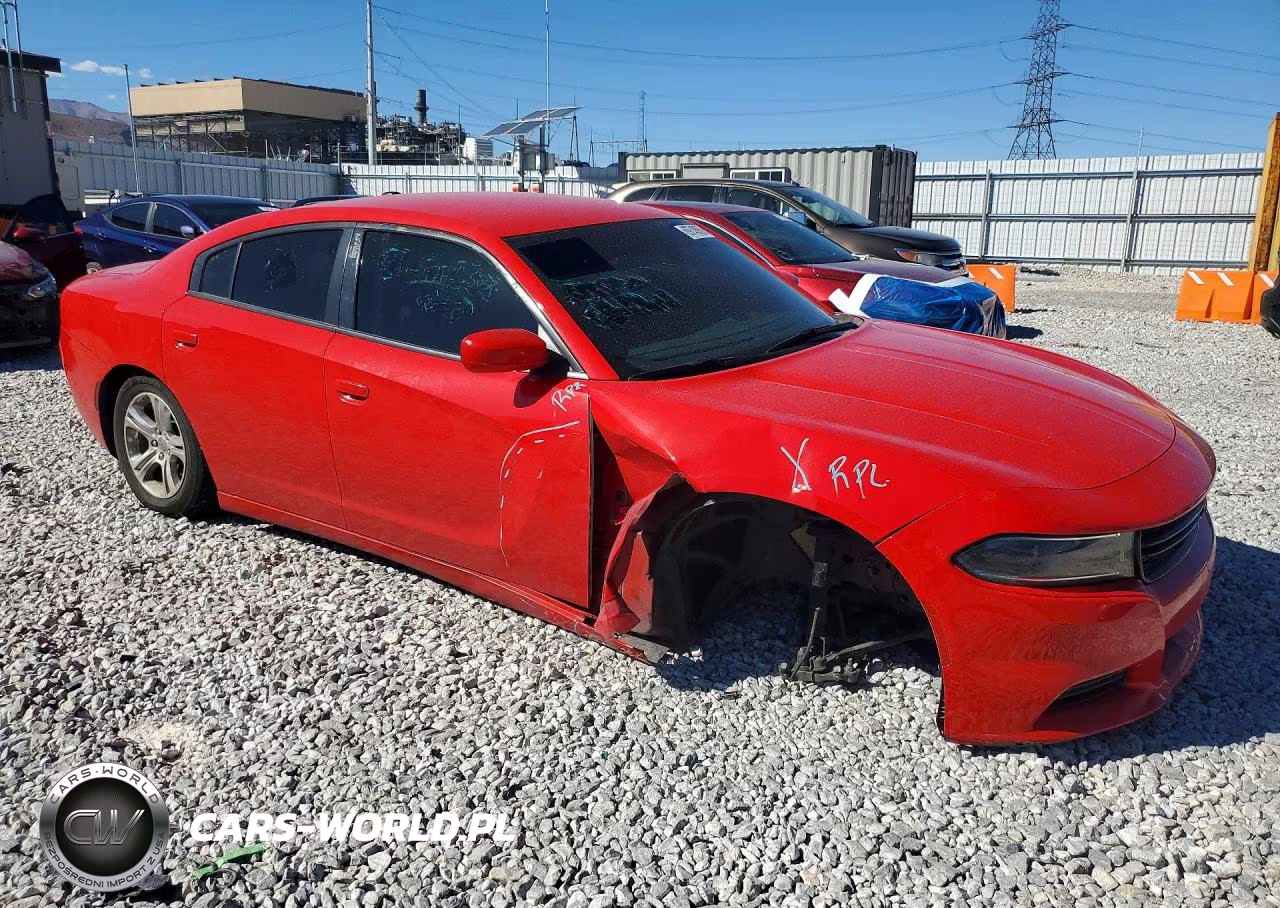 2022 Dodge Charger Sxt VIN:2C3CDXBG8NH250632 - 4