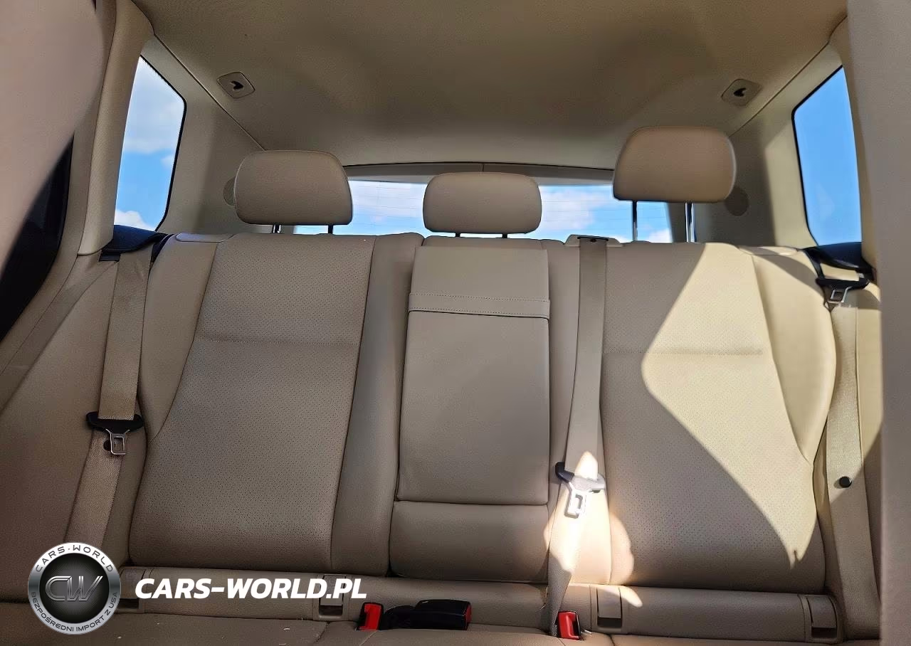 2012 Mercedes-Benz Glk 350 4Matic VIN:WDCGG8HB3CF744606 - 10