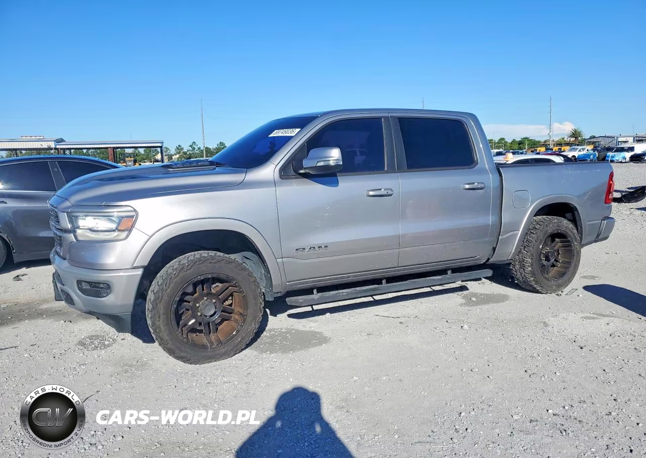 2019 Ram 1500 Laramie VIN:1C6SRFJT8KN695819 - 1