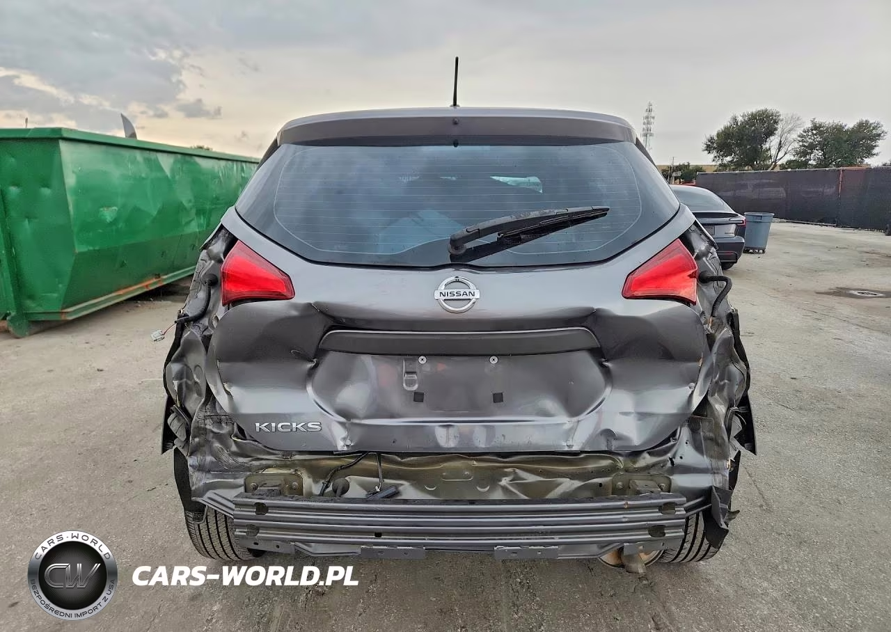 2019 Nissan Kicks S VIN:3N1CP5CUXKL536211 - 6