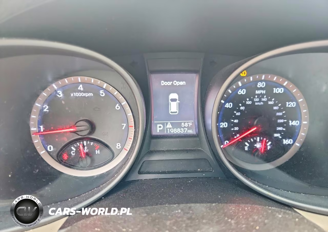 2015 Hyundai Santa Fe Sport 2.4L VIN:5XYZTDLB3FG269597 - 9